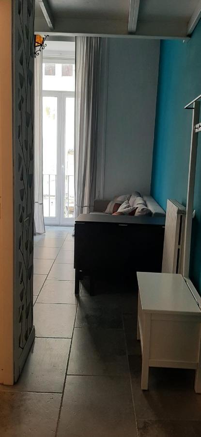 La Casa Di Flo Daire Napoli Dış mekan fotoğraf