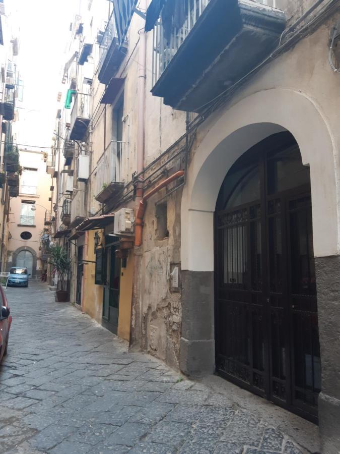 La Casa Di Flo Daire Napoli Dış mekan fotoğraf